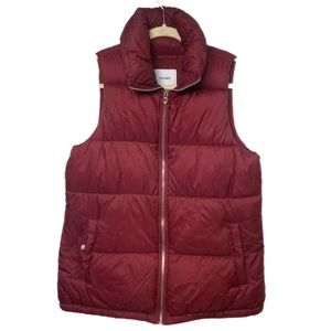 Old Navy Red Women’s Puffer Vest